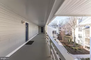 10300 Appalachian Cir, Oakton, VA 22124 - Photo 17
