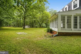 6401 Wolf Run Hunt, Fairfax Station, VA 22039 - Photo 3