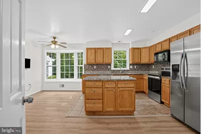6401 Wolf Run Hunt, Fairfax Station, VA 22039 - Photo 19