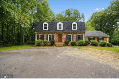 6401 Wolf Run Hunt, Fairfax Station, VA 22039 - Photo 1