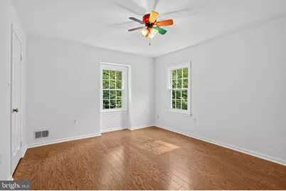 6401 Wolf Run Hunt, Fairfax Station, VA 22039 - Photo 25