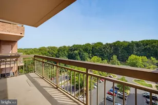 2230 George C Marshall Dr, Falls Church, VA 22043 - Photo 17