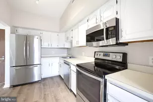 2230 George C Marshall Dr, Falls Church, VA 22043 - Photo 7