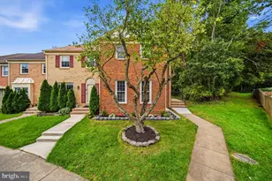 9735 Lakepointe Dr, Burke, VA 22015 - Photo 45