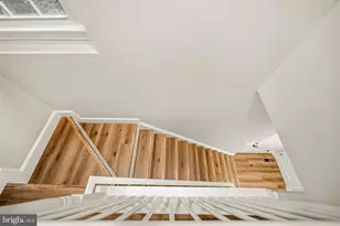 9735 Lakepointe Dr, Burke, VA 22015 - Photo 19