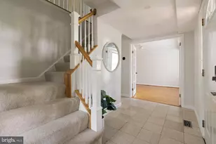 12824 Mt Royal Ln, Fairfax, VA 22033 - Photo 3