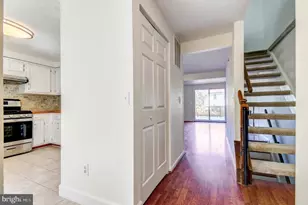 6022 Phlox Ct, Alexandria, VA 22310 - Photo 11