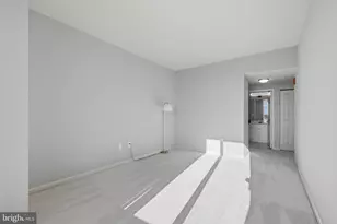 2726 Gallows Rd, Vienna, VA 22180 - Photo 13
