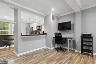 1679 Fieldthorn Dr, Reston, VA 20194 - Photo 5