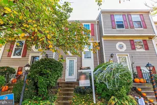 1679 Fieldthorn Dr, Reston, VA 20194 - Photo 1