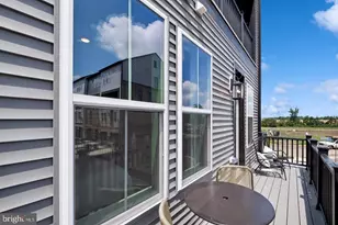 4851 Bauhaus Sq, Chantilly, VA 20151 - Photo 29