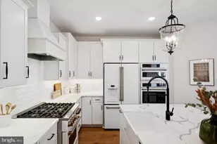 4851 Bauhaus Sq, Chantilly, VA 20151 - Photo 15