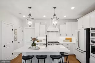 4851 Bauhaus Sq, Chantilly, VA 20151 - Photo 13
