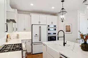 4855 Bauhaus Circle, Chantilly, VA 20151 - Photo 9