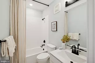 4867 Bauhaus Circle, Chantilly, VA 20151 - Photo 31