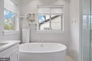 2874 Lowen Rd, Alexandria, VA 22303 - Photo 29