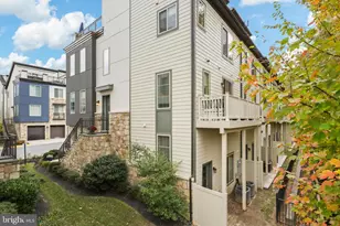 2874 Lowen Rd, Alexandria, VA 22303 - Photo 41