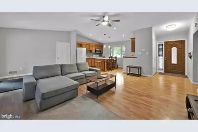 1002 Charlton Place, Herndon, VA 20170 - Photo 11