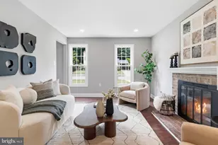 9024 Brook Ford Rd, Burke, VA 22015 - Photo 13