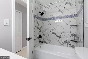 9024 Brook Ford Rd, Burke, VA 22015 - Photo 23