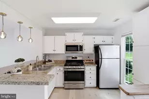 6600 Morning View Ct, Alexandria, VA 22315 - Photo 5