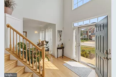 7887 Cranford Farm Circle, Lorton, VA 22079 - Photo 5