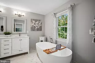2302 Concert Ct, Vienna, VA 22181 - Photo 29