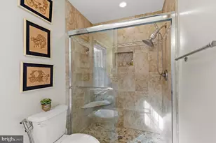 8715 Shadowlake Way, Springfield, VA 22153 - Photo 25