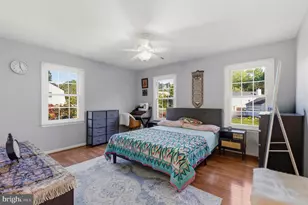 8715 Shadowlake Way, Springfield, VA 22153 - Photo 17