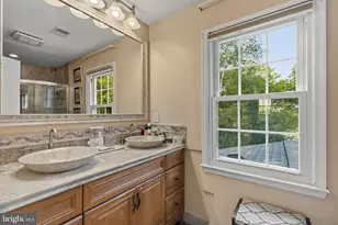 8715 Shadowlake Way, Springfield, VA 22153 - Photo 23