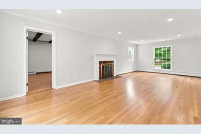 405 Colin Lane NW, Vienna, VA 22180 - Photo 11