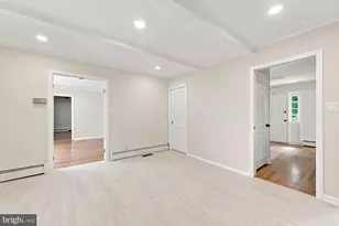 405 Colin Ln NW, Vienna, VA 22180 - Photo 29