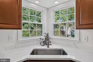 13178 Ladybank Ln, Herndon, VA 20171 - Photo 15