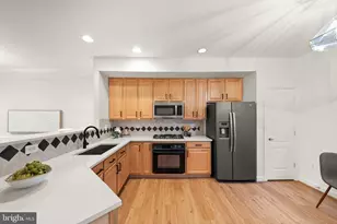 4220 Kerrigan Ln, Fairfax, VA 22030 - Photo 15