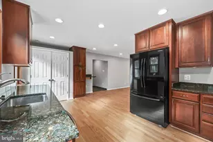 7609 Burnside Ct, Falls Church, VA 22043 - Photo 13