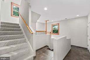 7609 Burnside Ct, Falls Church, VA 22043 - Photo 17