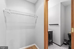 7609 Burnside Ct, Falls Church, VA 22043 - Photo 15