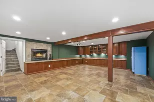 7609 Burnside Ct, Falls Church, VA 22043 - Photo 43