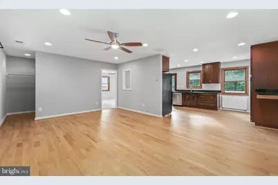 7609 Burnside Court, Falls Church, VA 22043 - Photo 9