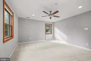 7609 Burnside Ct, Falls Church, VA 22043 - Photo 21