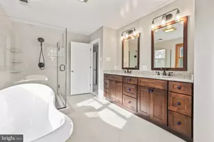 7609 Burnside Ct, Falls Church, VA 22043 - Photo 39