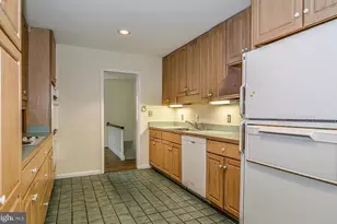 9531 Old Creek Dr, Fairfax, VA 22032 - Photo 19