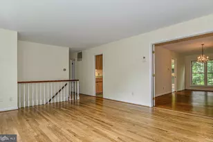 9531 Old Creek Dr, Fairfax, VA 22032 - Photo 23