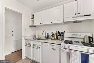 6001 Arlington Blvd, Falls Church, VA 22044 - Photo 17