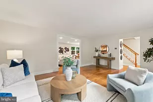 11231 Hunting Horn Ln, Reston, VA 20191 - Photo 9