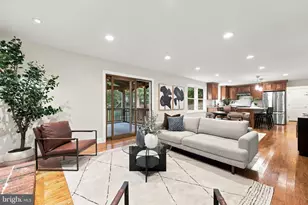 11231 Hunting Horn Ln, Reston, VA 20191 - Photo 13