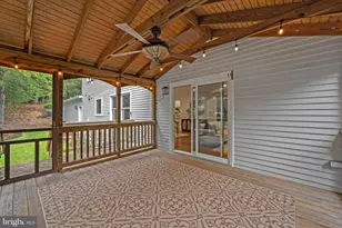 11231 Hunting Horn Ln, Reston, VA 20191 - Photo 53