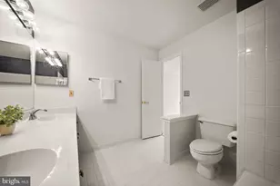 5636 Willoughby Newton Dr, Centreville, VA 20120 - Photo 25