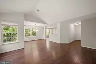 5636 Willoughby Newton Dr, Centreville, VA 20120 - Photo 5
