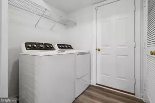 4370 Thomas Brigade Ln, Fairfax, VA 22033 - Photo 19